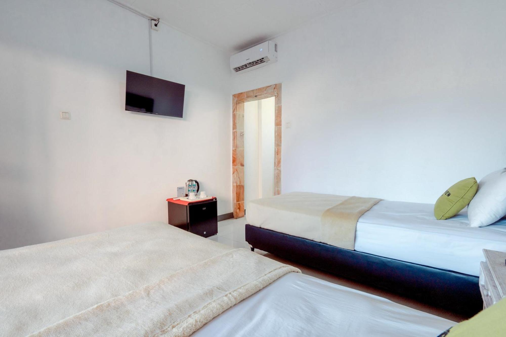 Urbanview Hotel Rasa Sayang Inn Tanjung Benoa Bali Kuta Selatan Экстерьер фото