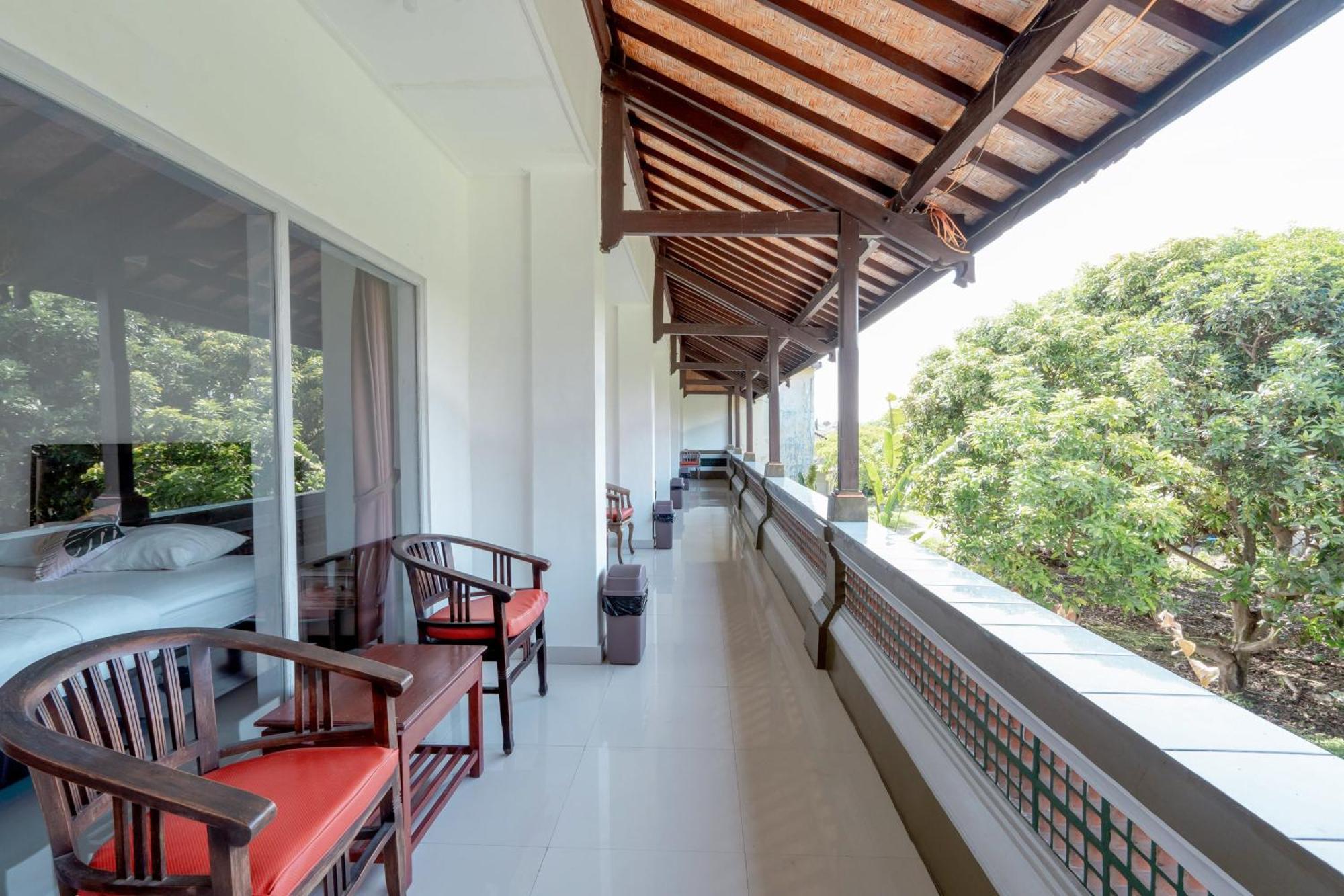 Urbanview Hotel Rasa Sayang Inn Tanjung Benoa Bali Kuta Selatan Экстерьер фото